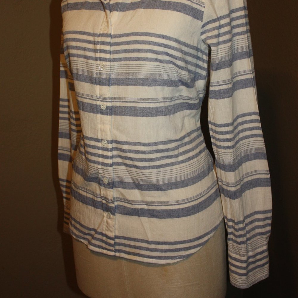 J.CREW THE PERFECT SHIRT LONG SLEEVE STRIPED BLUE & IVORY TOP - 8 MEDIUM LARGE - Picture 3 of 4